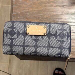 kate spade navy and ivory heart-print zip wallet
